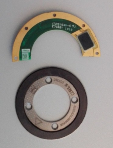 Magnetic encoder (ring+read-head) from Renishaw.